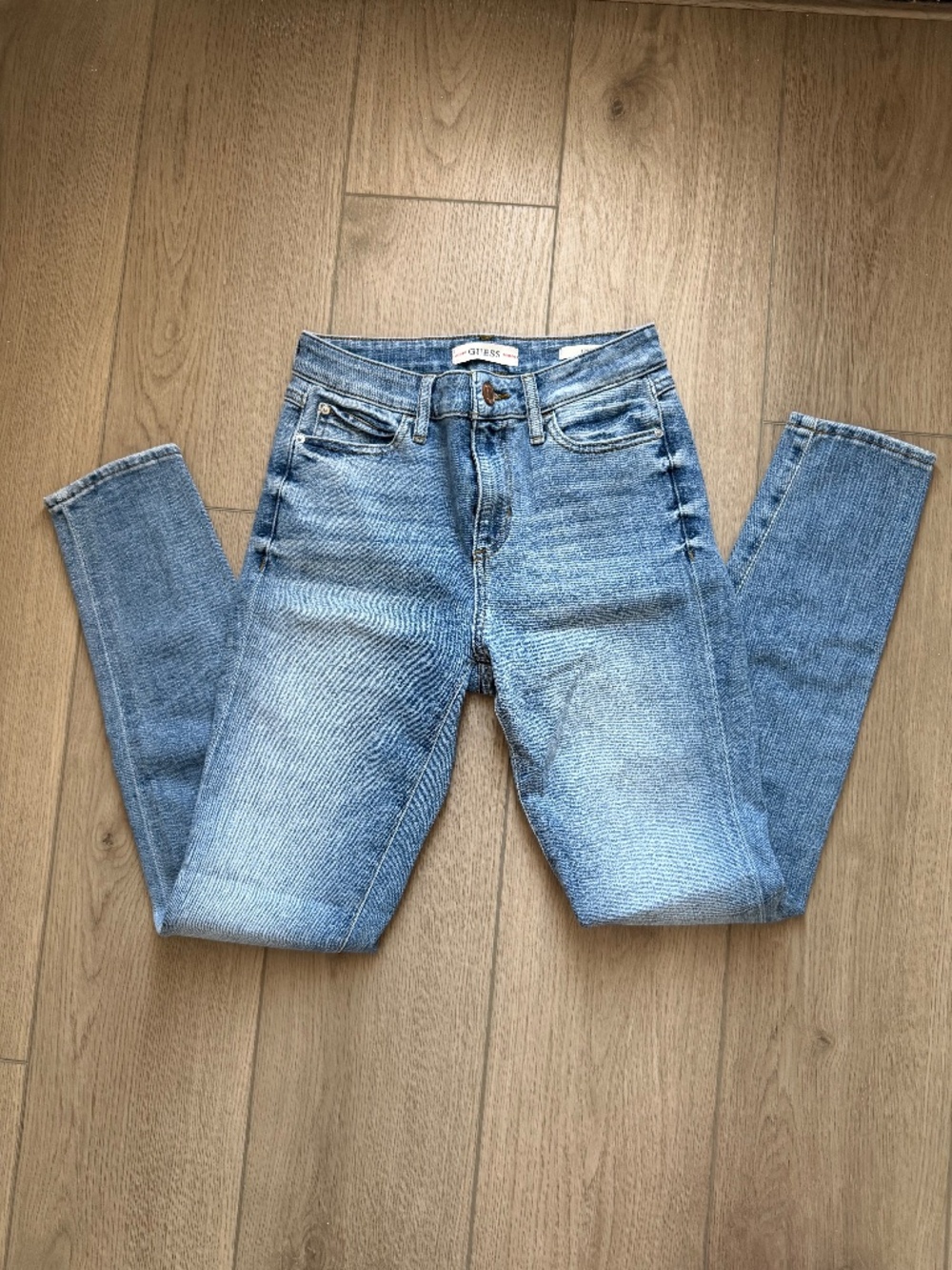 Guess 1981 skinny jeans